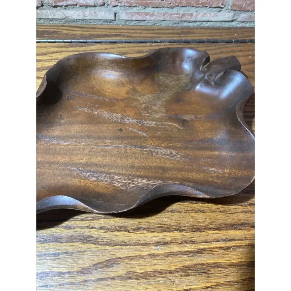 Leaf shape Bowl Woods of Hawaii Monkey Pod Honolulu's Finest at Waikiki 10